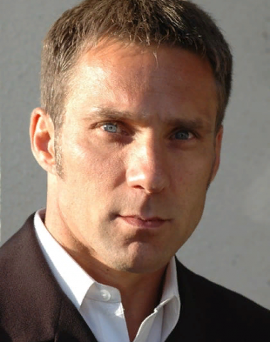 Гэрри Дэниелс