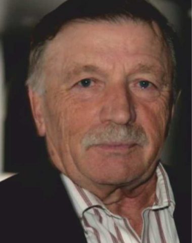 Элизабар Караваев