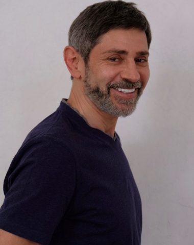 Валерий Николаев